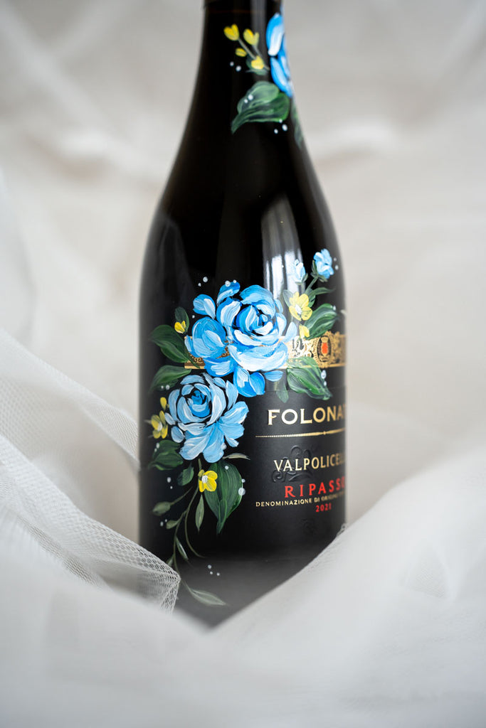 Toronto champagne wine bottle painting, floral painting and calligraphy by Jessie Wang, calligraphy artist
